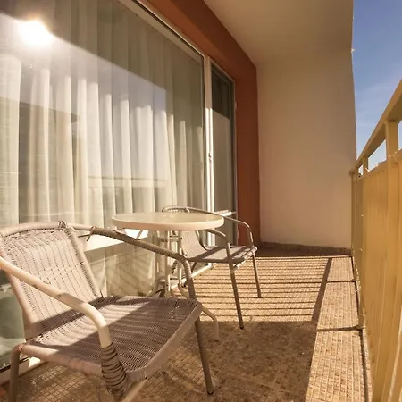 William's - Fourth Pretty