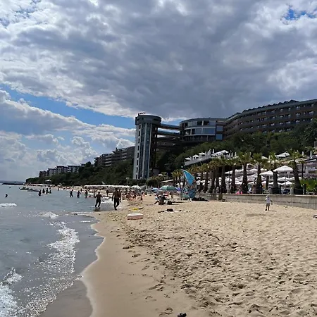 William's - Fourth Pretty Апартаменты Свети-Влас