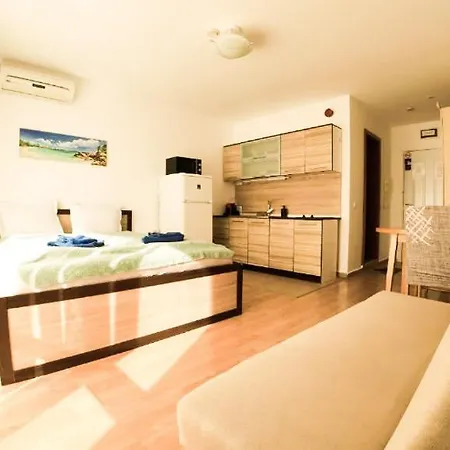 William's - Fourth Pretty Свети-Влас